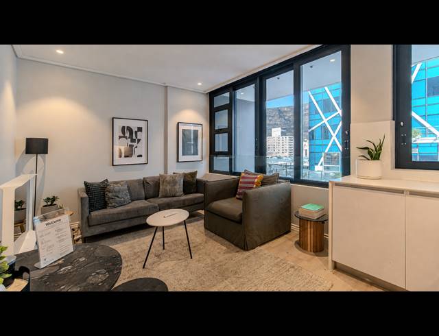 1 BEDROOM APARTMENT FOR SALE IN CAPE TOWN CITY CENTRE